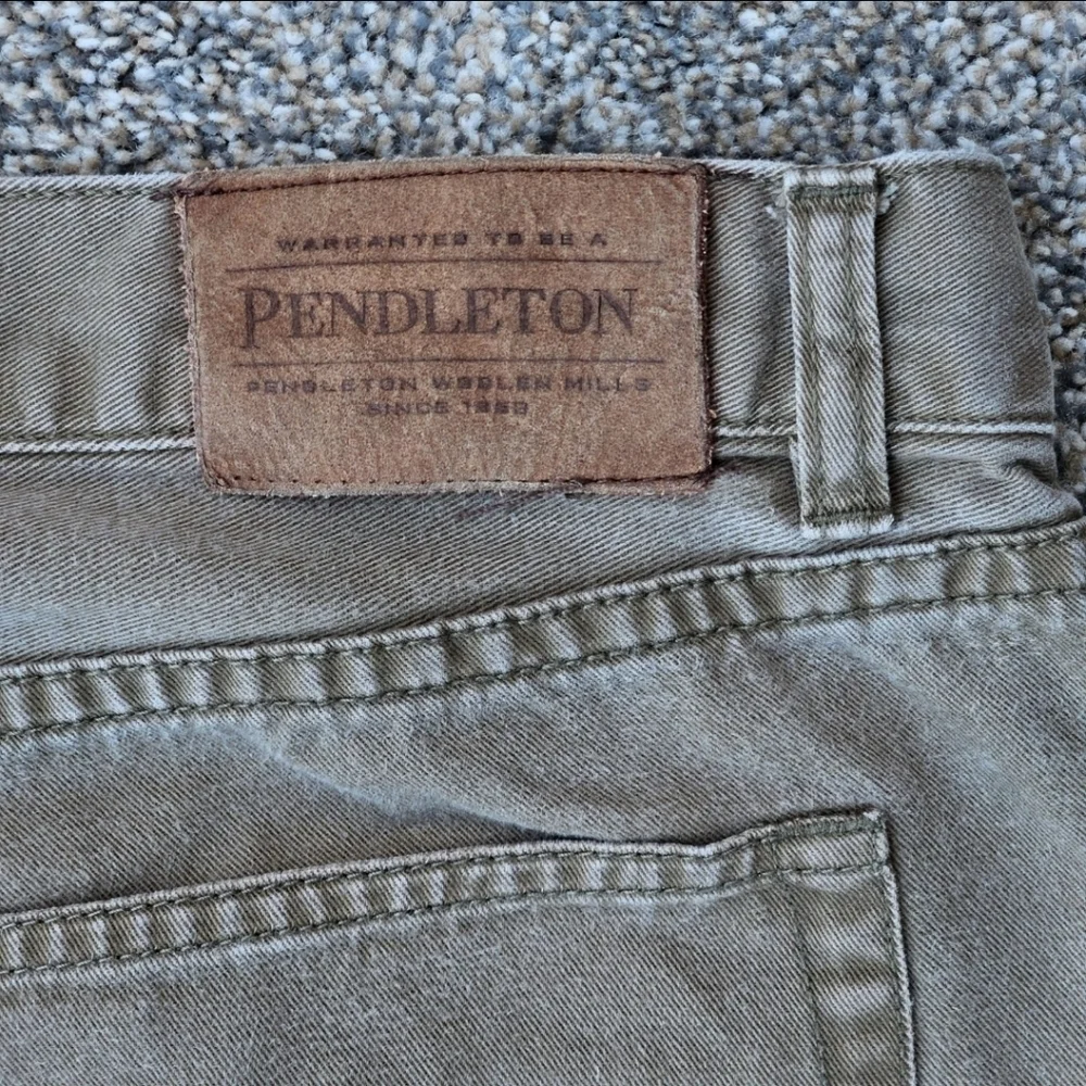 Pendleton Olive Green Khaki Pants Casual Fit 100% Cotton Jeans Mens Size 40x32